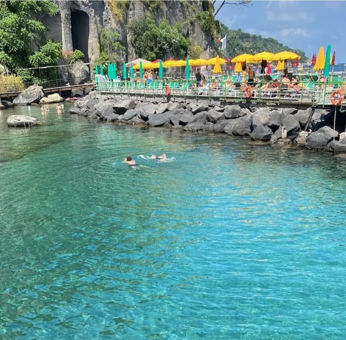Sostaoplontina Casa Vacanza Torre Annunziata Zewnętrze zdjęcie